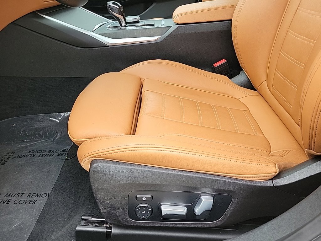Thumbnail: 2021 BMW 3 Series - 21