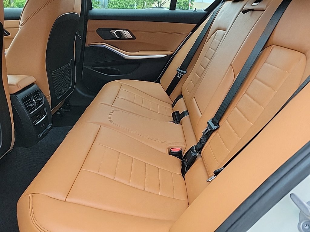Thumbnail: 2021 BMW 3 Series - 13