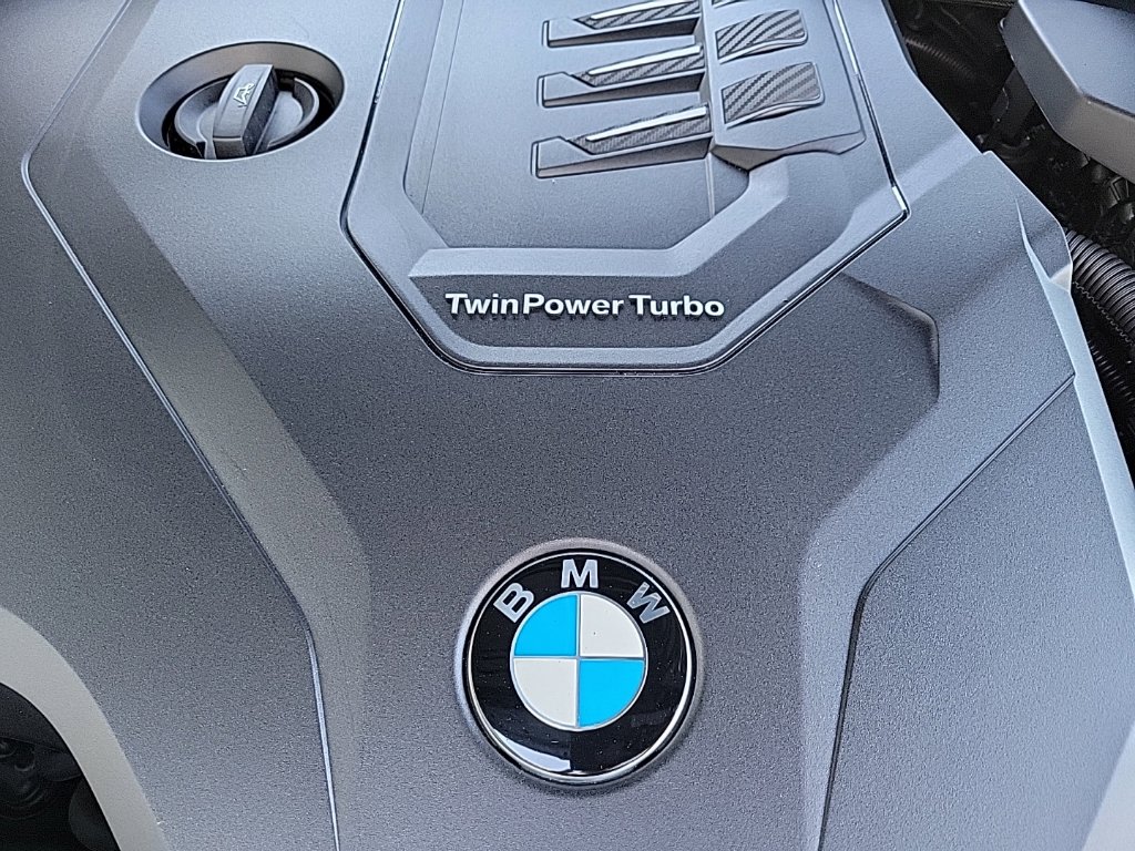 Thumbnail: 2021 BMW 3 Series - 30