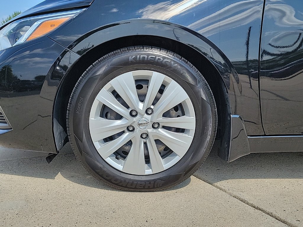 Thumbnail: 2021 Nissan Sentra - 6