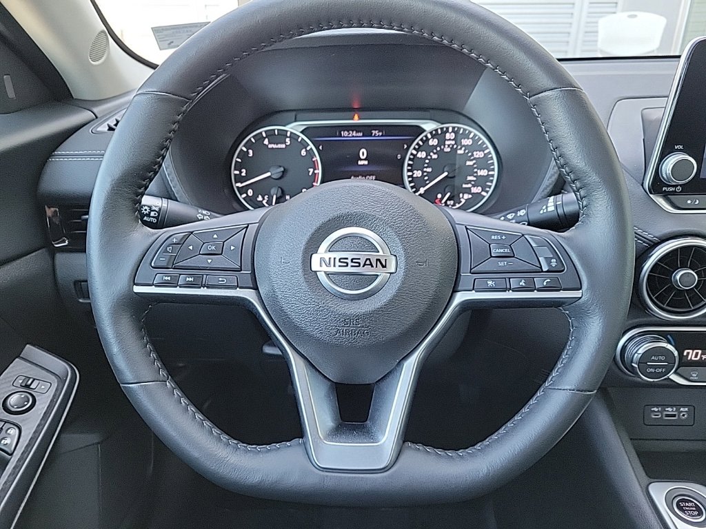 Thumbnail: 2023 Nissan Sentra - 9