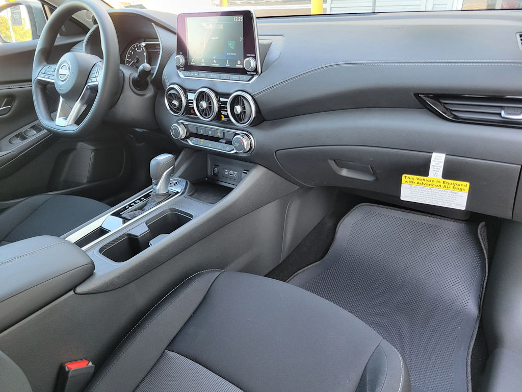 Thumbnail: 2025 Nissan Sentra - 2