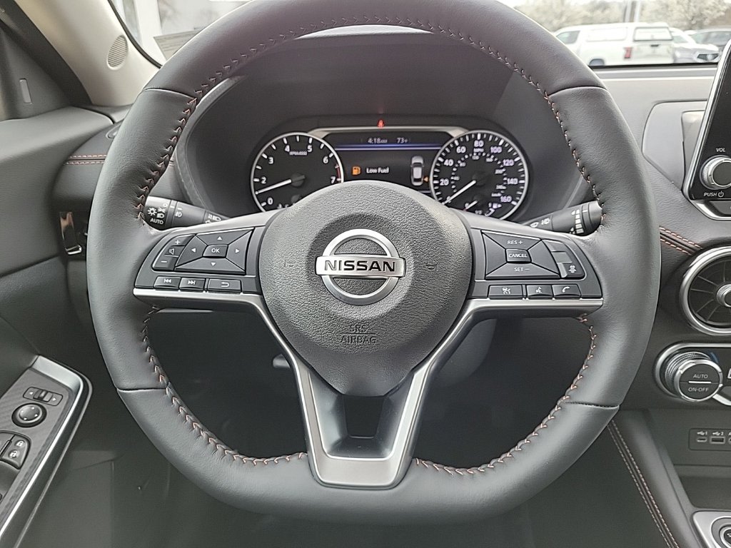 Thumbnail: 2023 Nissan Sentra - 10