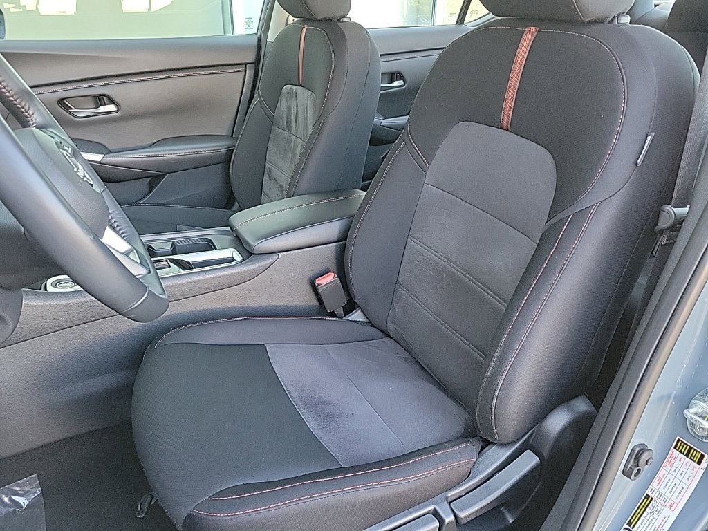 Thumbnail: 2024 Nissan Sentra - 9