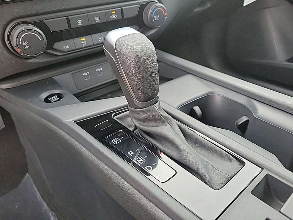 Thumbnail: 2026 Nissan Sentra - 14