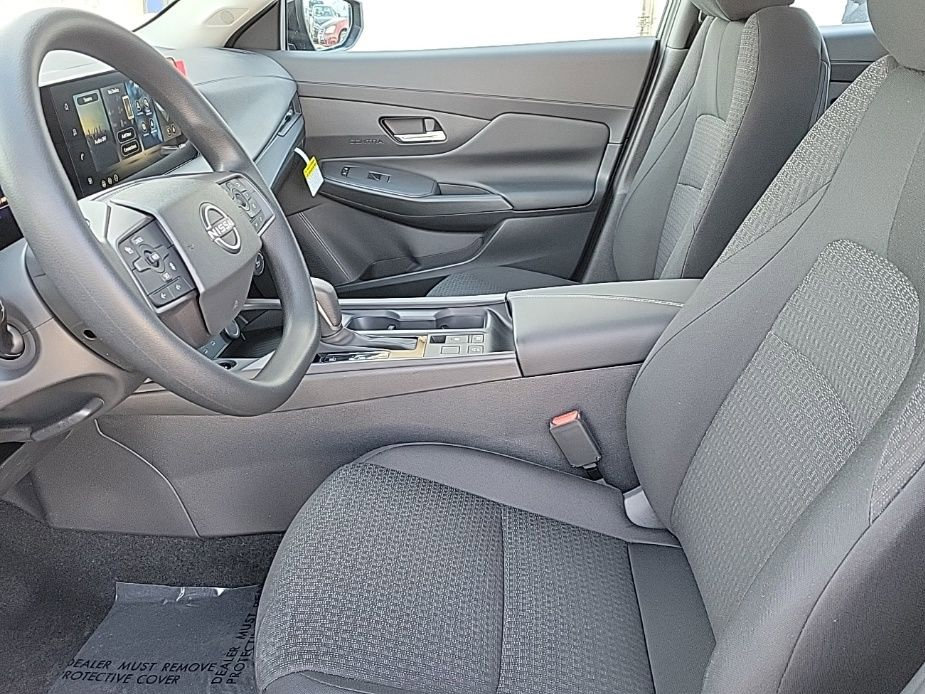 Thumbnail: 2026 Nissan Sentra - 9