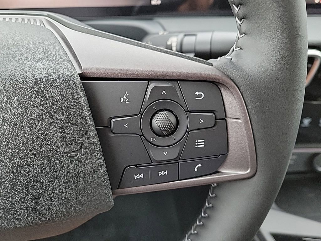 Thumbnail: 2026 Nissan Sentra - 25