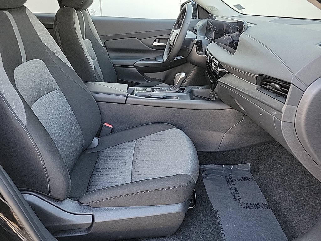 Thumbnail: 2026 Nissan Sentra - 10