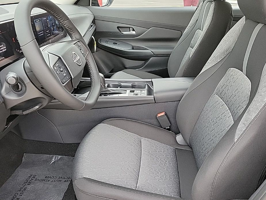 Thumbnail: 2026 Nissan Sentra - 10
