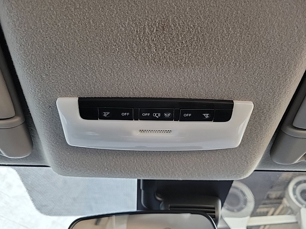 Thumbnail: 2022 Nissan Versa - 30