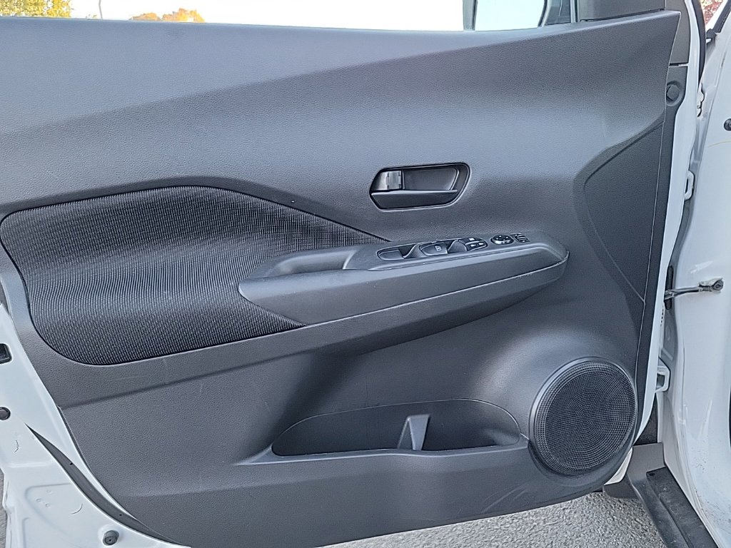 Thumbnail: 2021 Nissan Kicks - 29