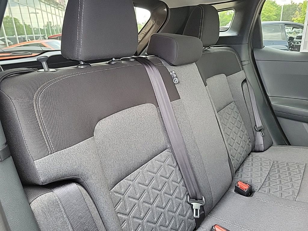 Thumbnail: 2025 Nissan Kicks - 10