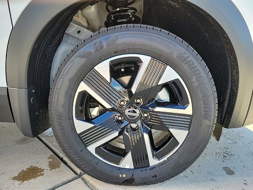 Thumbnail: 2025 Nissan Kicks - 7