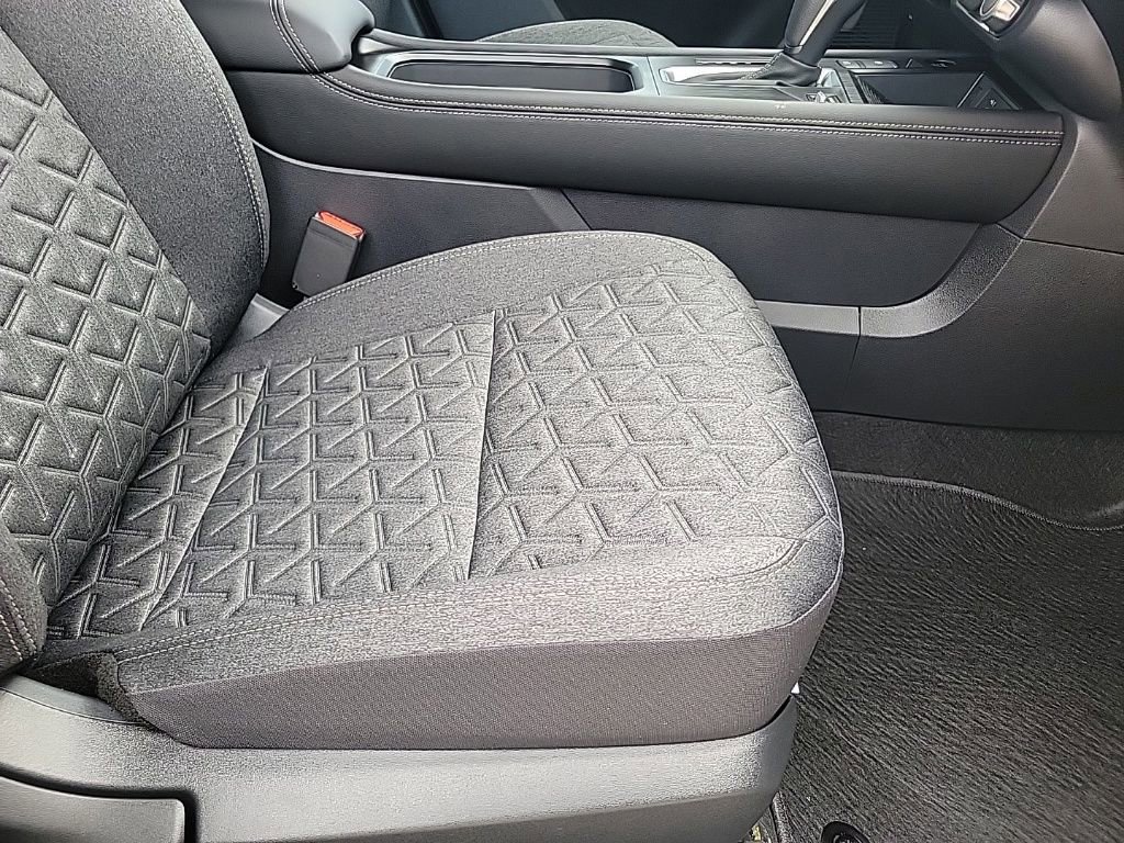 Thumbnail: 2025 Nissan Kicks - 8