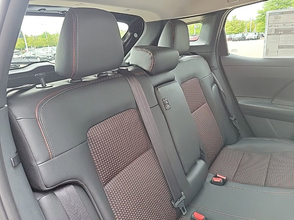 Thumbnail: 2026 Nissan Kicks - 11