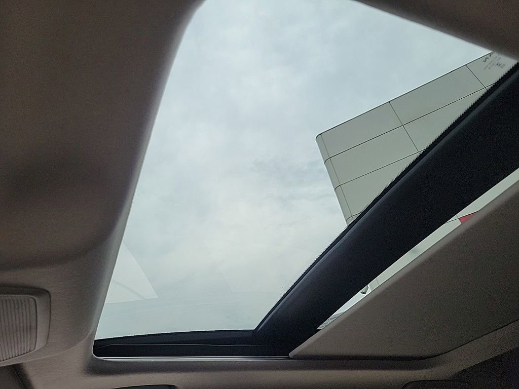 Thumbnail: 2026 Nissan Kicks - 31