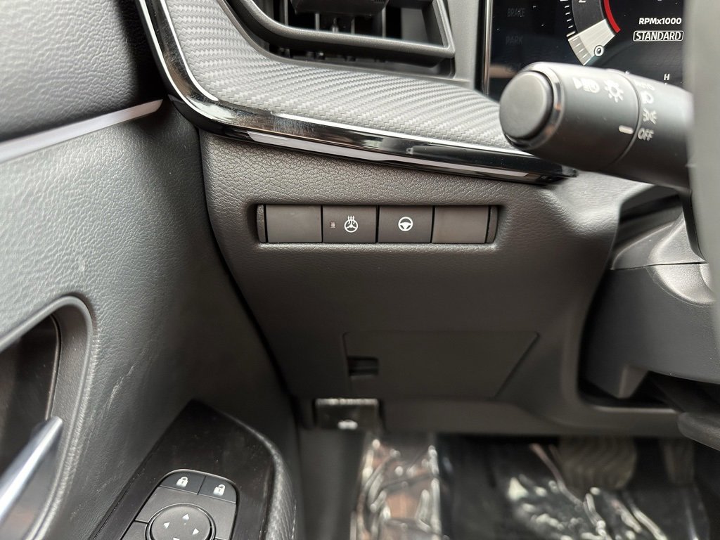 Thumbnail: 2025 Nissan Kicks - 23