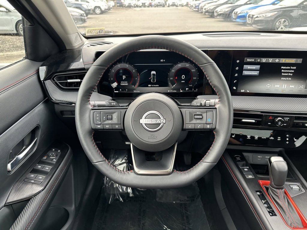 Thumbnail: 2025 Nissan Kicks - 2