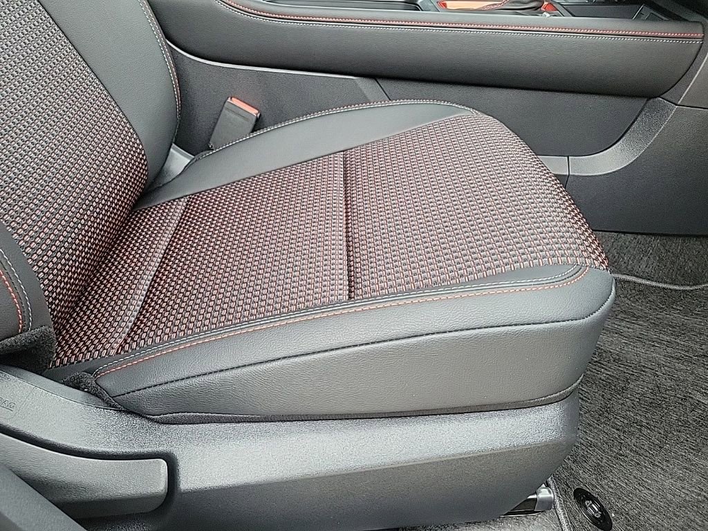 Thumbnail: 2026 Nissan Kicks - 9