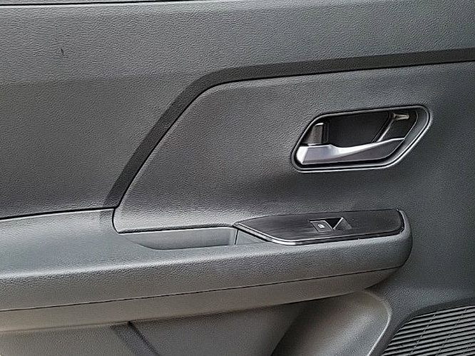 Thumbnail: 2026 Nissan Kicks - 26