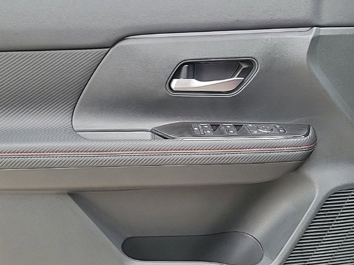 Thumbnail: 2026 Nissan Kicks - 27