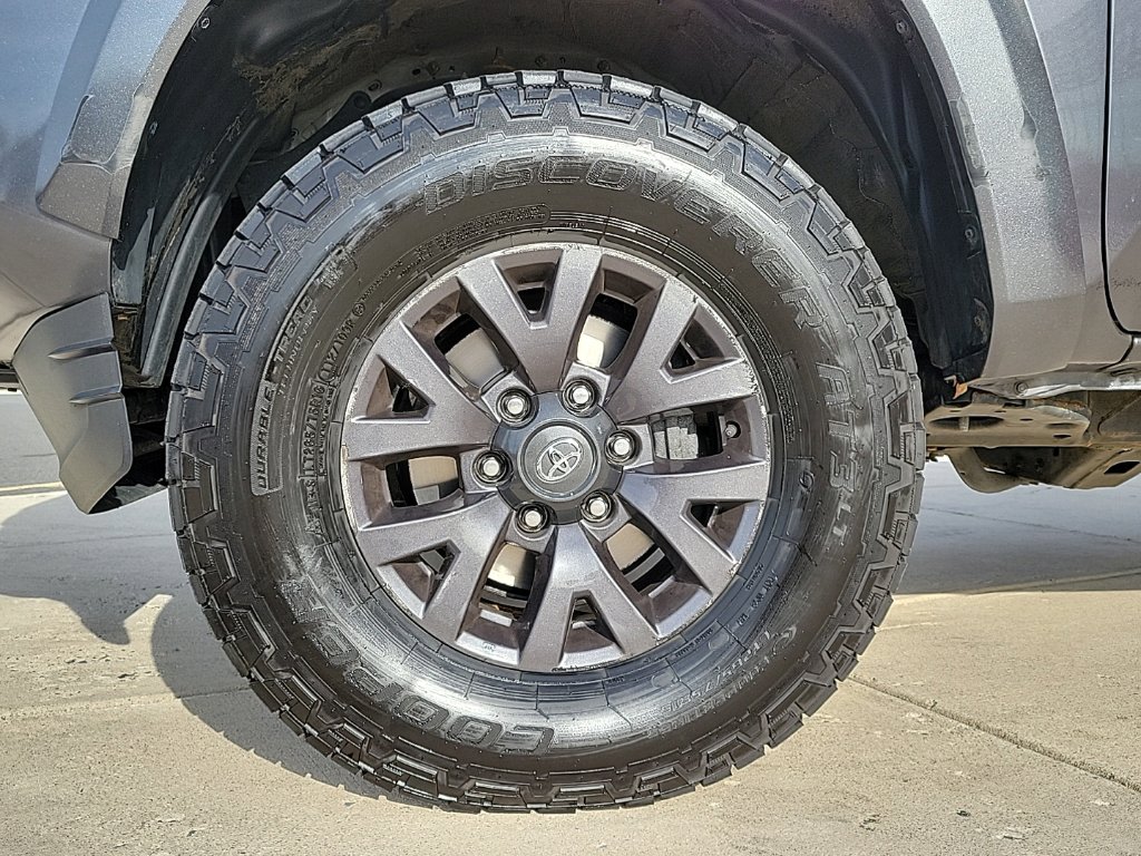 Thumbnail: 2023 Toyota Tacoma - 6