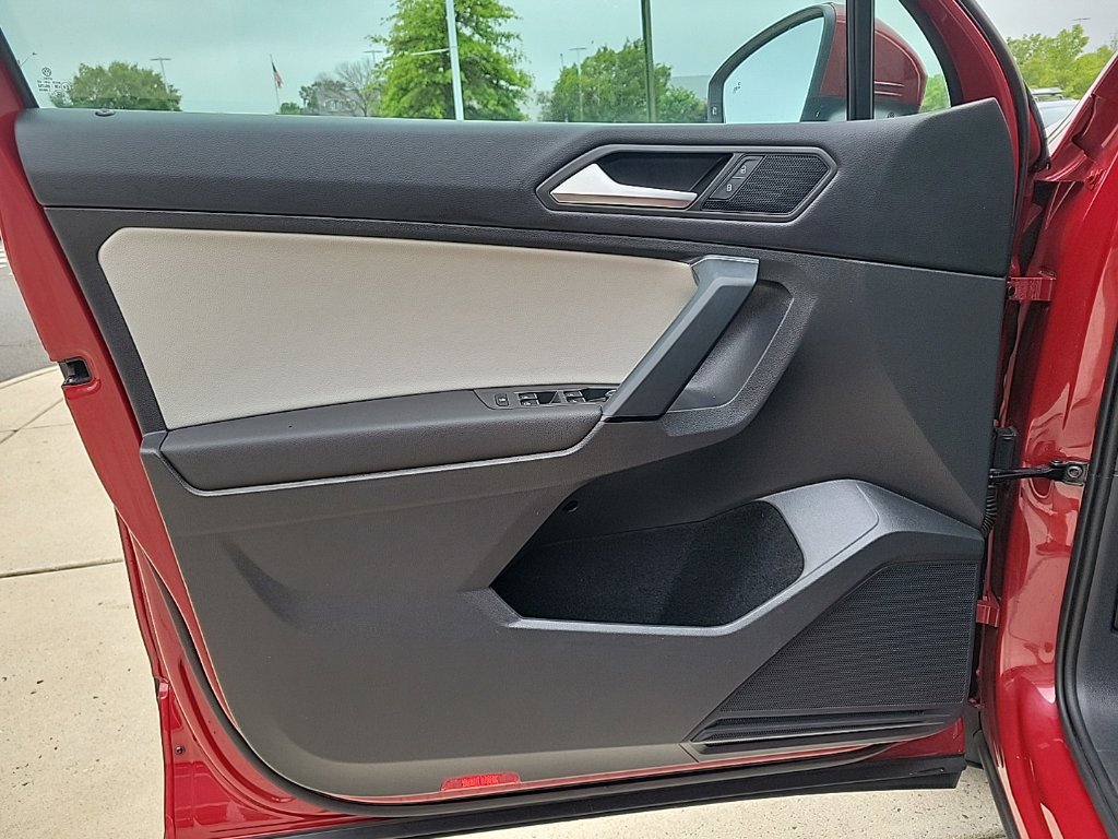 Thumbnail: 2019 Volkswagen Tiguan - 31