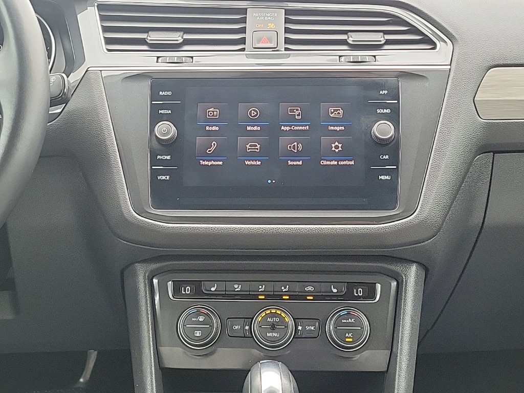Thumbnail: 2019 Volkswagen Tiguan - 13