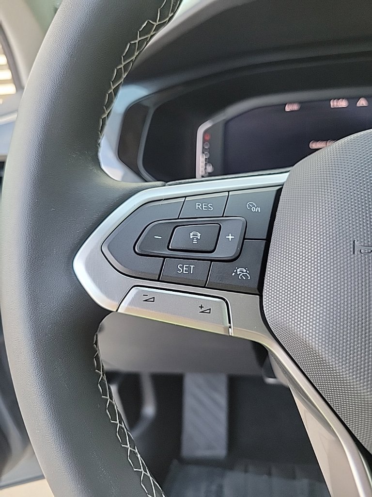 Thumbnail: 2022 Volkswagen Taos - 29