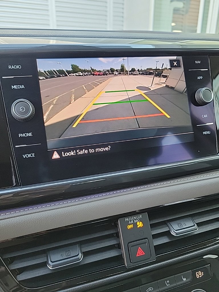 Thumbnail: 2022 Volkswagen Taos - 28