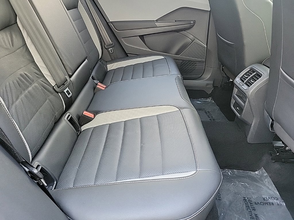 Thumbnail: 2022 Volkswagen Taos - 20