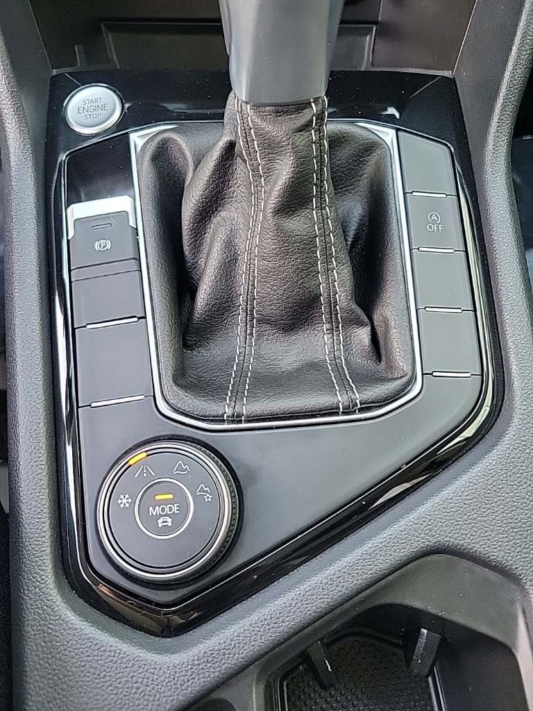 Thumbnail: 2022 Volkswagen Taos - 13