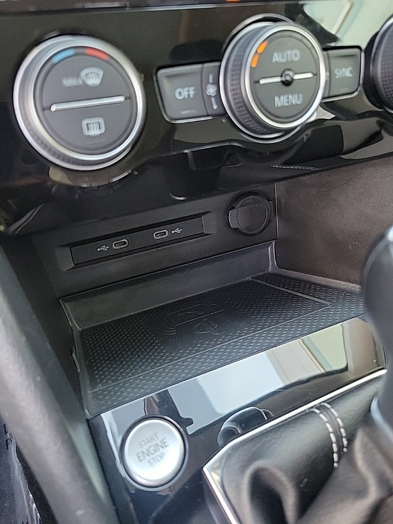 Thumbnail: 2022 Volkswagen Taos - 26