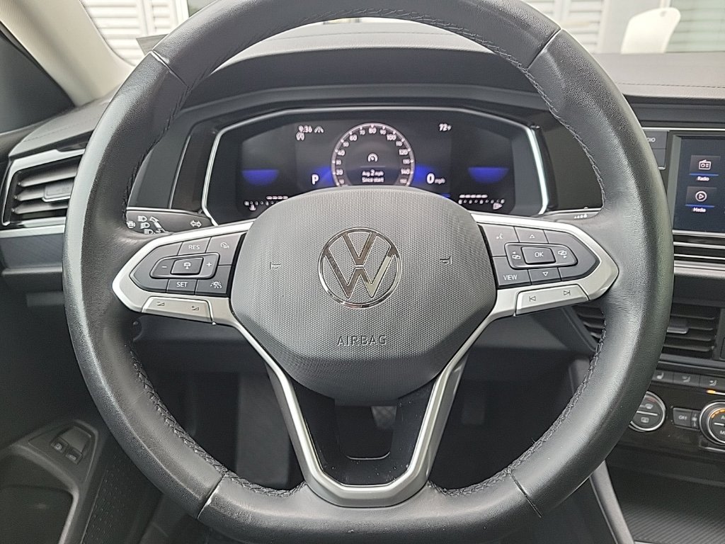 Thumbnail: 2024 Volkswagen Jetta - 8