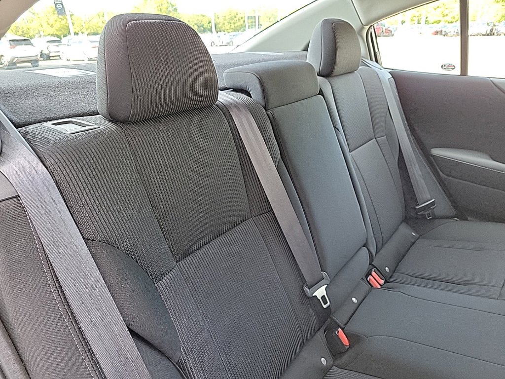 Thumbnail: 2022 Subaru Legacy - 11