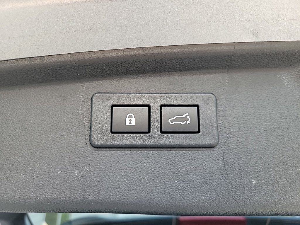Thumbnail: 2023 Subaru Outback - 23