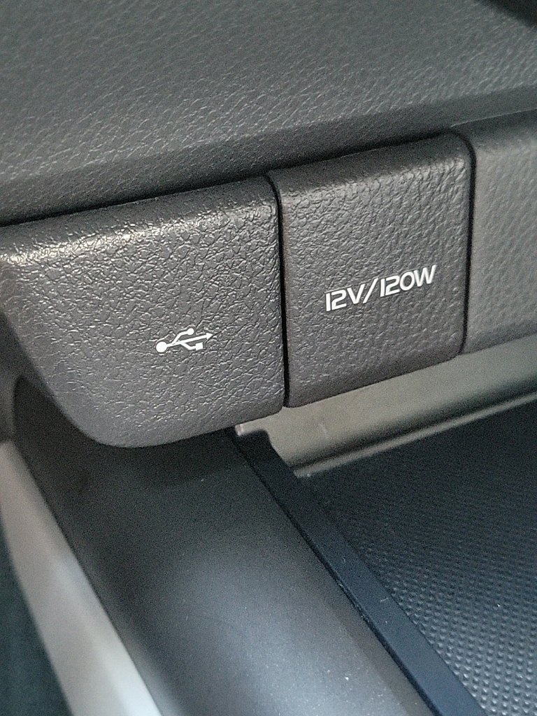 Thumbnail: 2023 Toyota Camry - 29