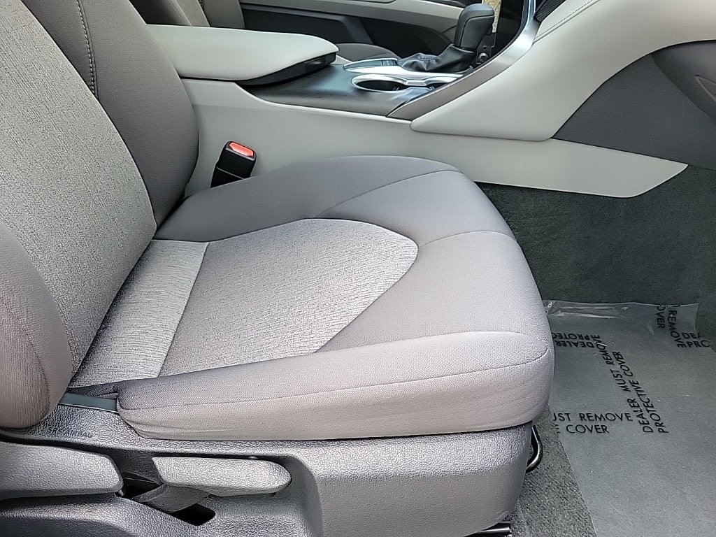 Thumbnail: 2023 Toyota Camry - 10