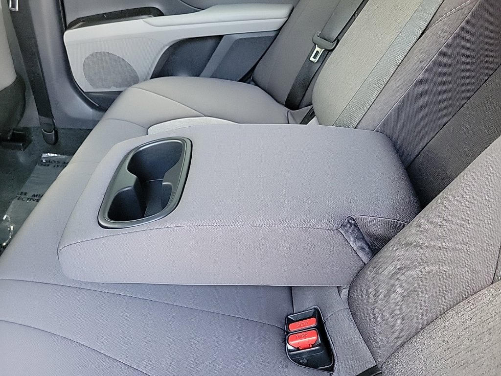 Thumbnail: 2023 Toyota Camry - 19