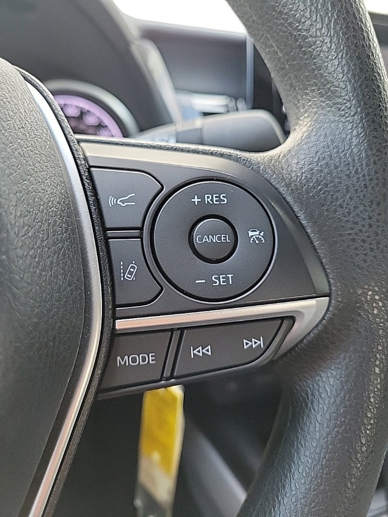 Thumbnail: 2023 Toyota Camry - 25