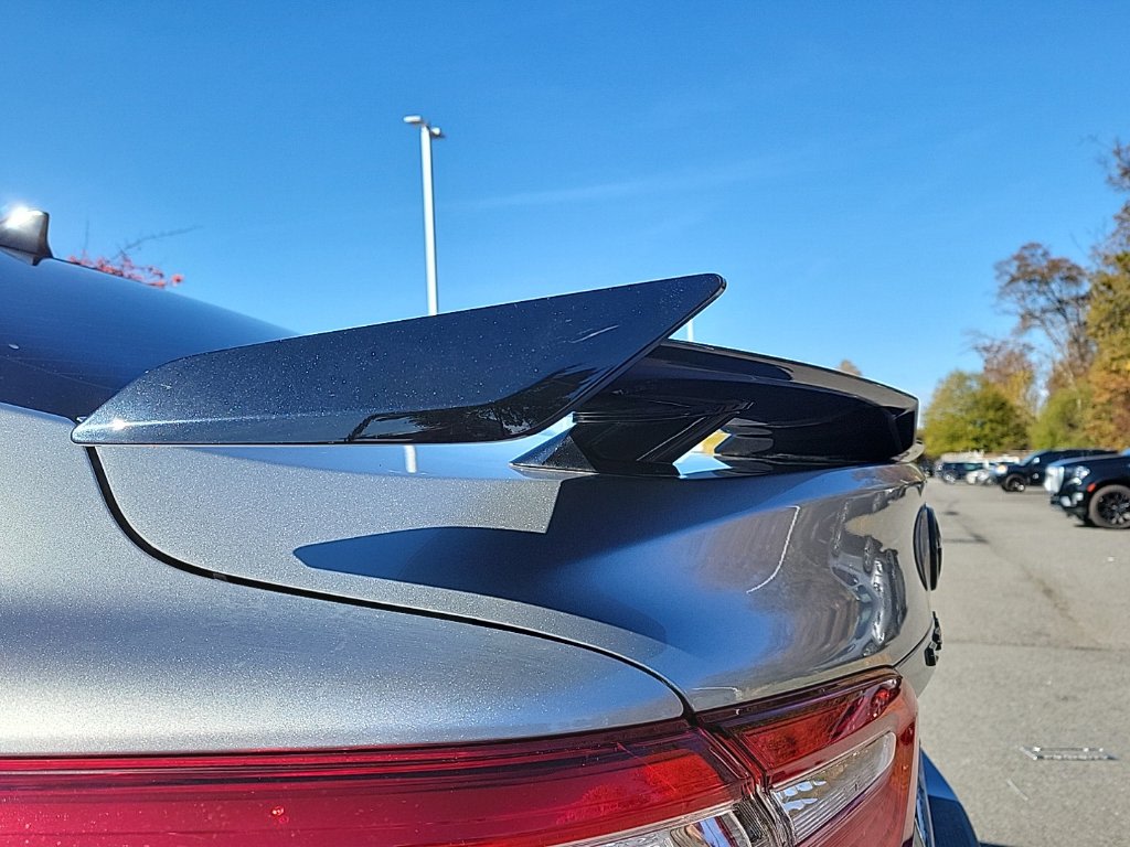 Thumbnail: 2020 Toyota Camry - 22