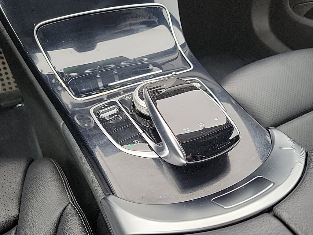 Thumbnail: 2015 Mercedes-Benz C-Class - 25