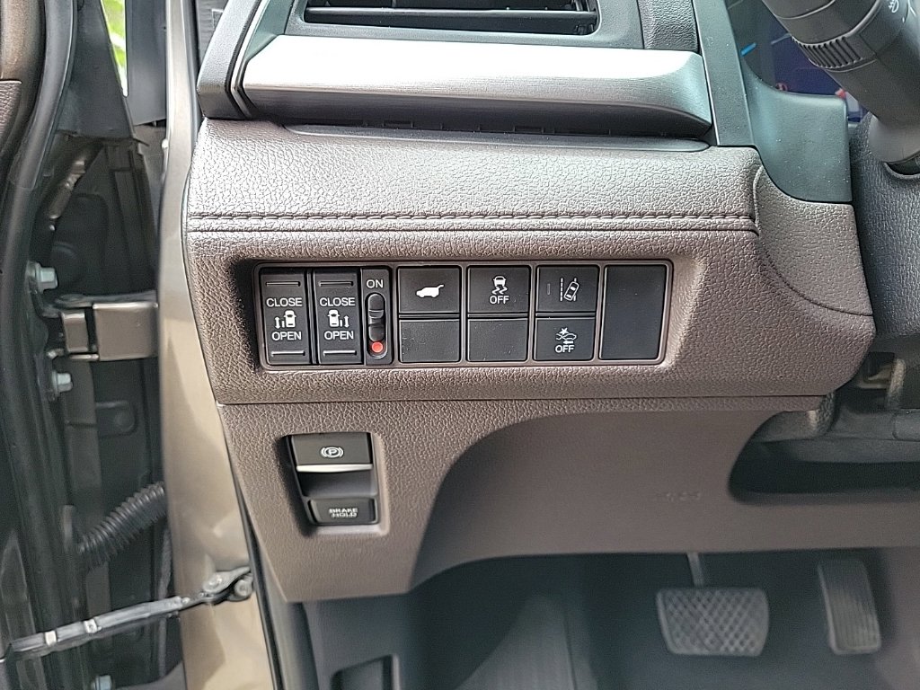 Thumbnail: 2019 Honda Odyssey - 34