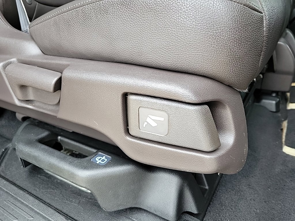 Thumbnail: 2019 Honda Odyssey - 23