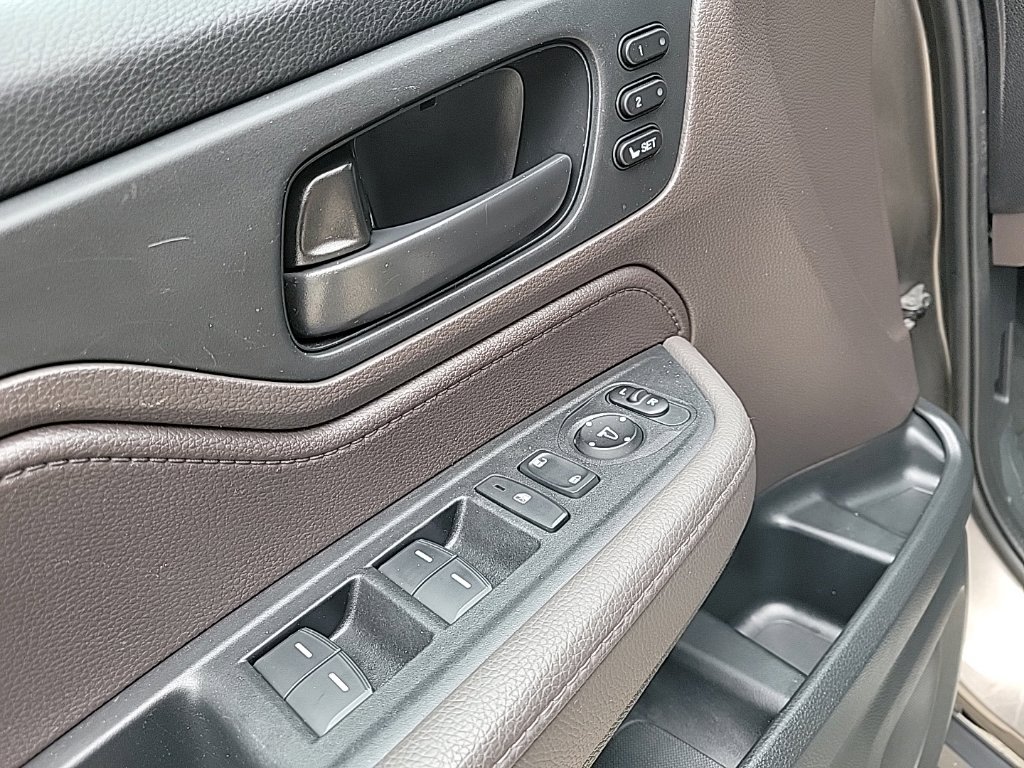 Thumbnail: 2019 Honda Odyssey - 33