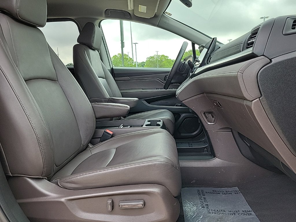 Thumbnail: 2019 Honda Odyssey - 11