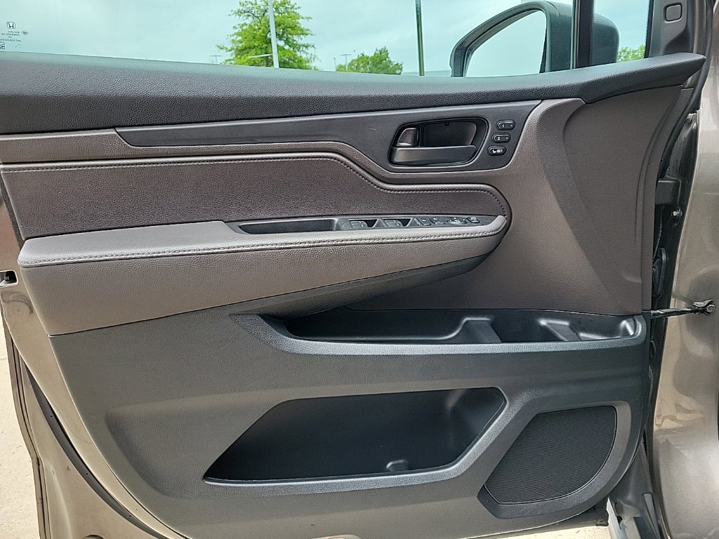 Thumbnail: 2019 Honda Odyssey - 32