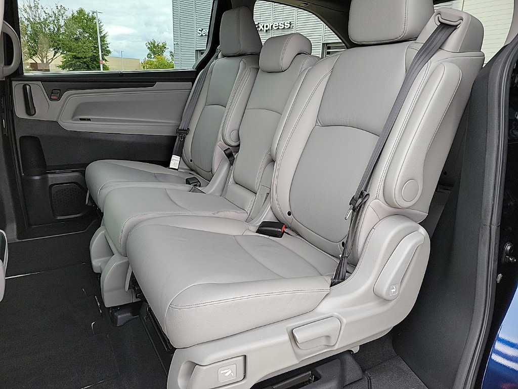 Thumbnail: 2022 Honda Odyssey - 12