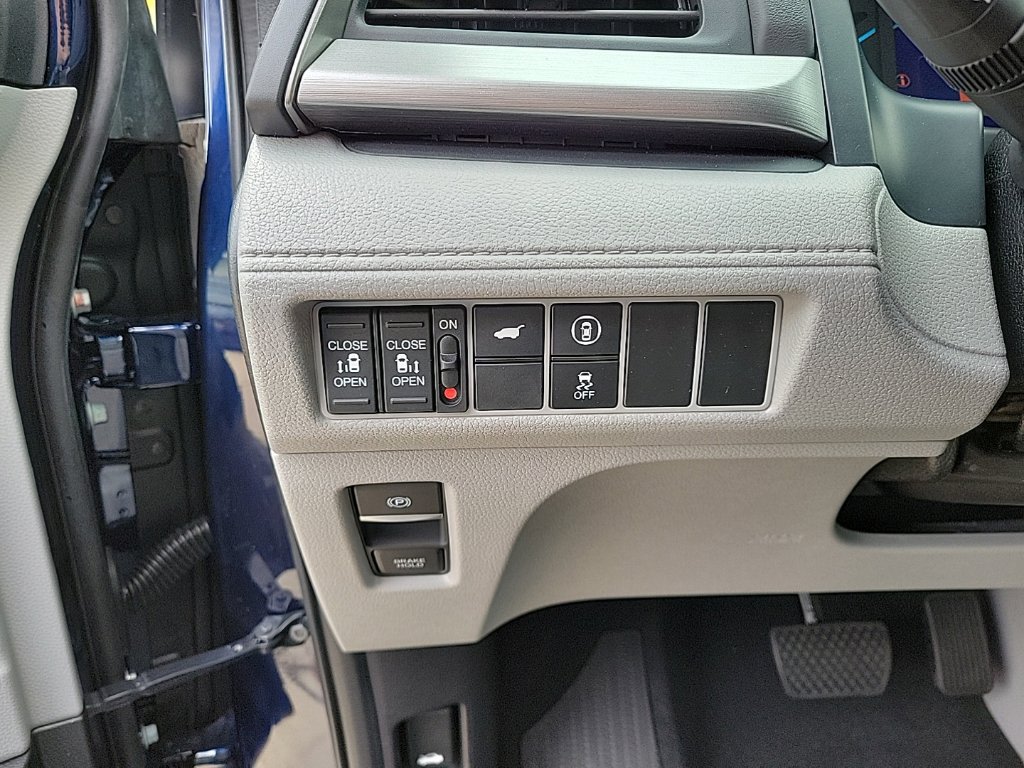 Thumbnail: 2022 Honda Odyssey - 36