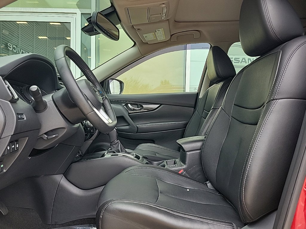 Thumbnail: 2019 Nissan Rogue - 10